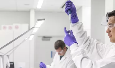 Man scientists working in lab